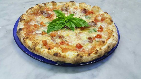 'A Luna Rossa