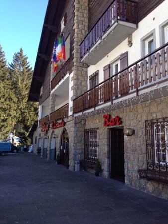 Des Alpes Restaurant