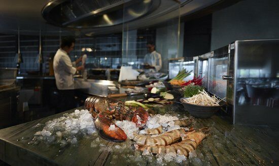 Armani/Hashi