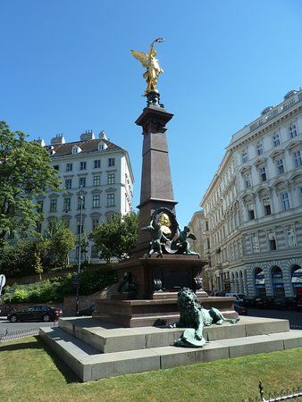 Liebenberg monument