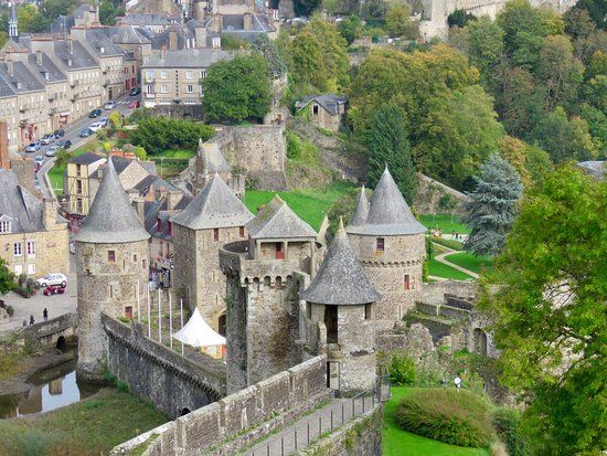 Chateau de Fougeres