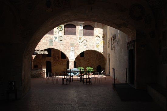 Palazzo Pretorio