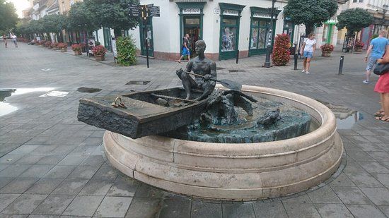 Csónakos szobor