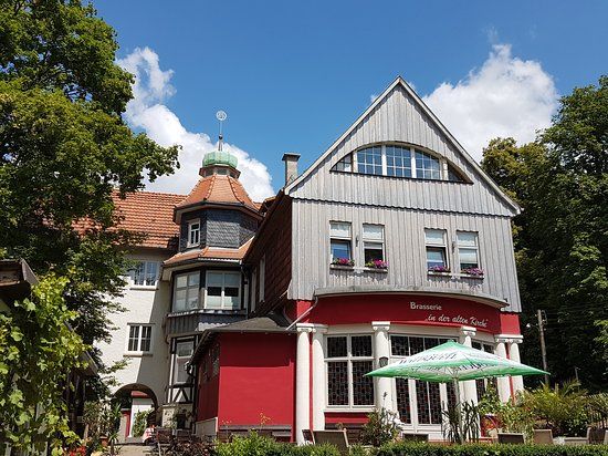 Brasserie in der alten Kirche
