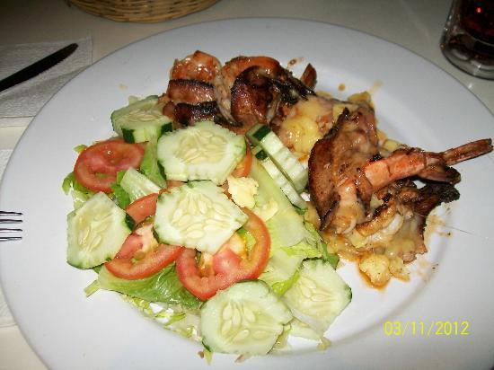 Tomás Inn