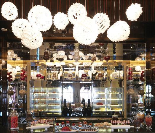 STAY by Yannick Alleno