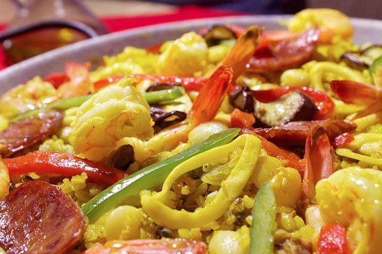 La Gran Paella