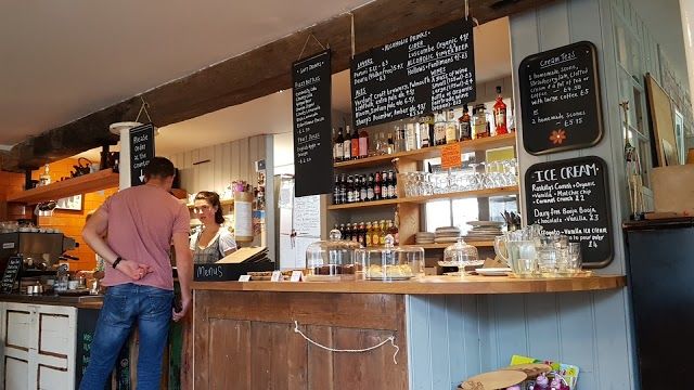 The Dog and Rabbit Cafe