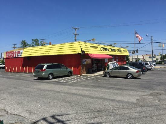 Liquor Mart & Deli