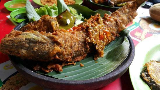 Ayam Penyet Joko Solo