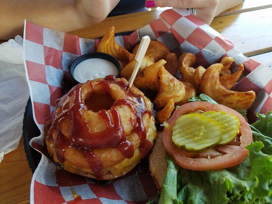 Boulevard Burgers and Tap House