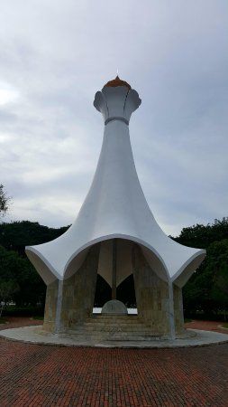 Tugu Pahlawan