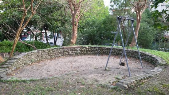 Yang Shih-fang Memorial Park