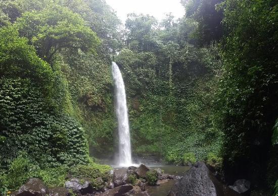 Air Terjun Nungnung