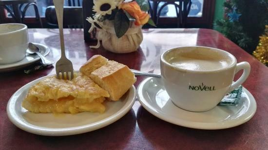 El Cafe De Bolis