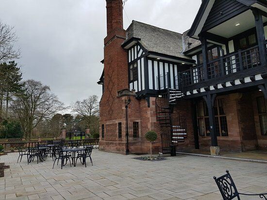 Inglewood Manor