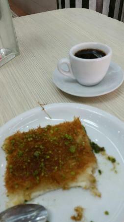 Almokhtar Sweets