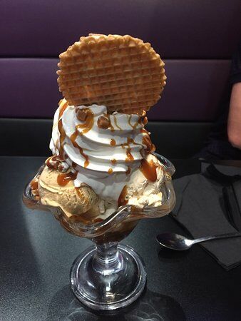 Creams Cafe
