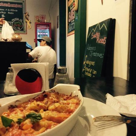 Sacha Pizza's