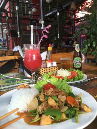 Hue Spring Bar-Restaurant