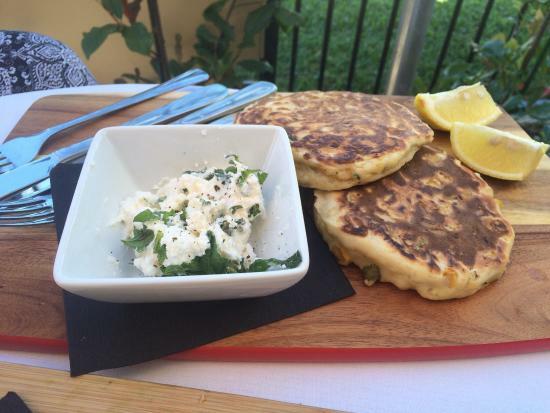 Sotos Tea & Coffee Bar