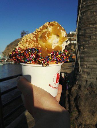 Lloyd's of Avalon Confectionary