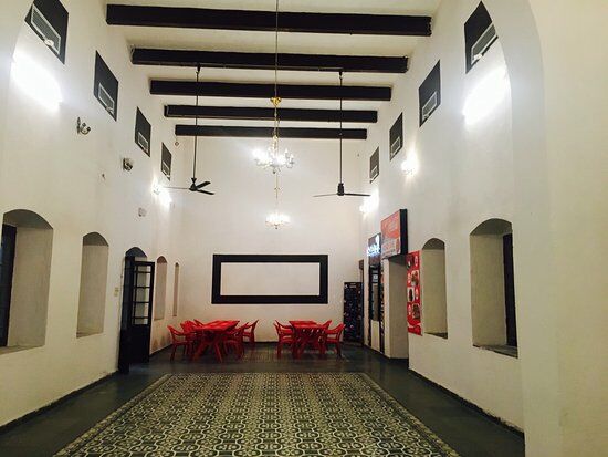 N Square a Fusion Cafe