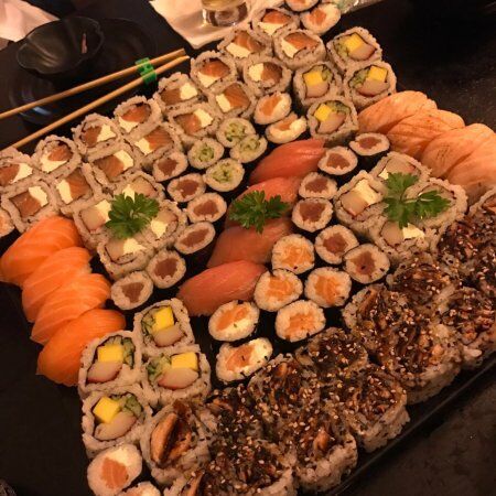 Lui Sushi