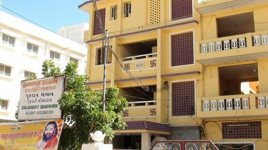 Gujarat Bhavan
