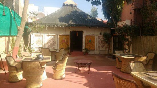 Odhani Restaurant & Cafe