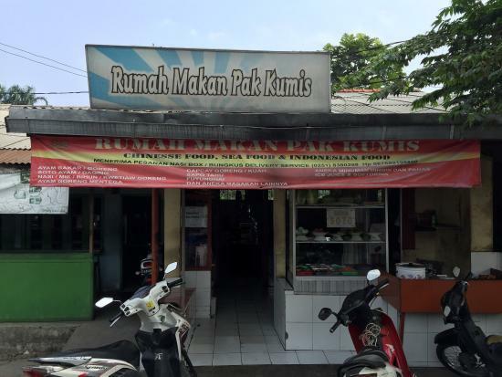 Pak Kumis