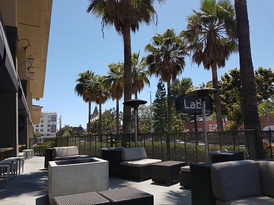 The Lab Gastropub